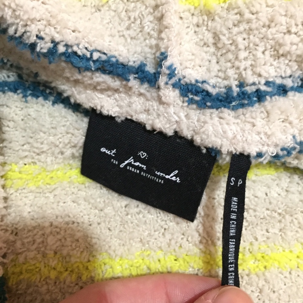 Urban Outfitters Madison Marshmallow Soft Hoodie - Picture 8 of 8